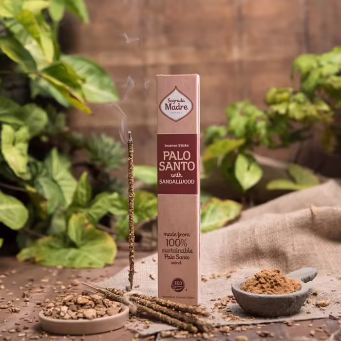 Sagrada Madre Palo Santo füstölők - Sagrada Madre - Palo Santo with Sandalwood - Palo Santo és Szantálfa Füstölőpálca  A Sagrada Madre Palo Santo tömjén 100%-ban egyedülálló természetes tömjén,  